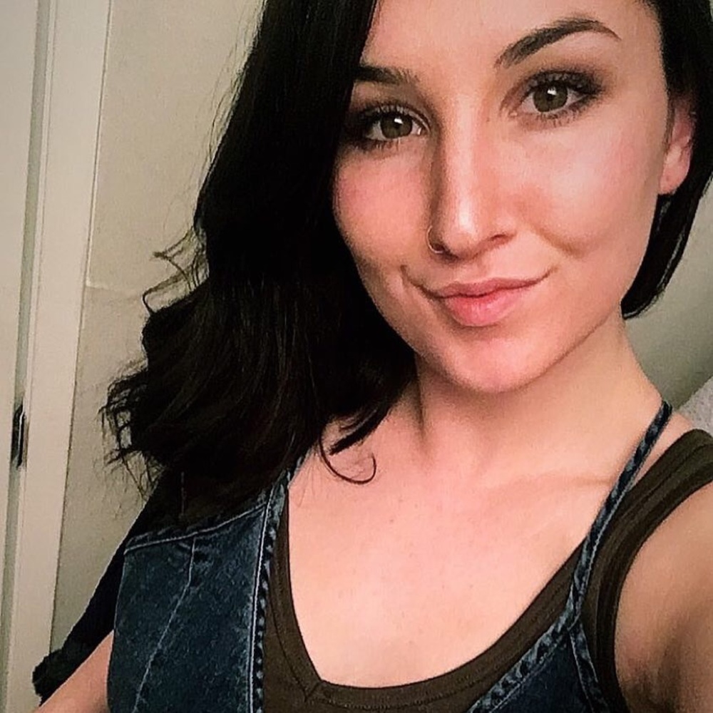 Meet your Posher, Lyra